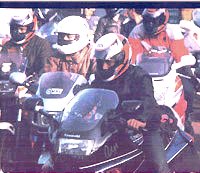 Arto on his 1,000 Honda CBR and Cyrus on the ZZR Kawasaki Ninja big bikes